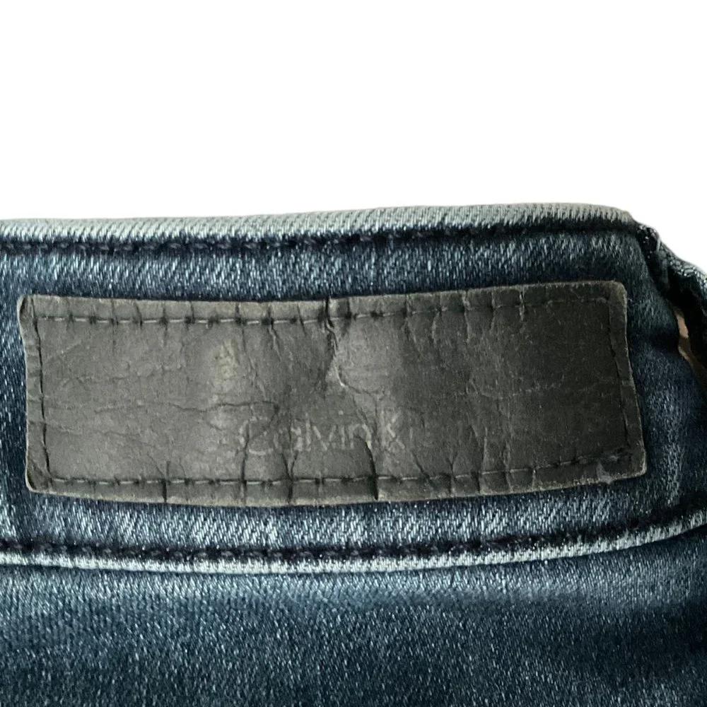 Calvin Klein Woman's Slim Boyfriend Denim Blue Jeans Size 12 Flat Front 5 Pocket - Picture 9 of 9